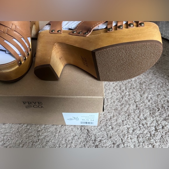 Frye and Co Greta woven clog cognac size 8.5 - Picture 2 of 4